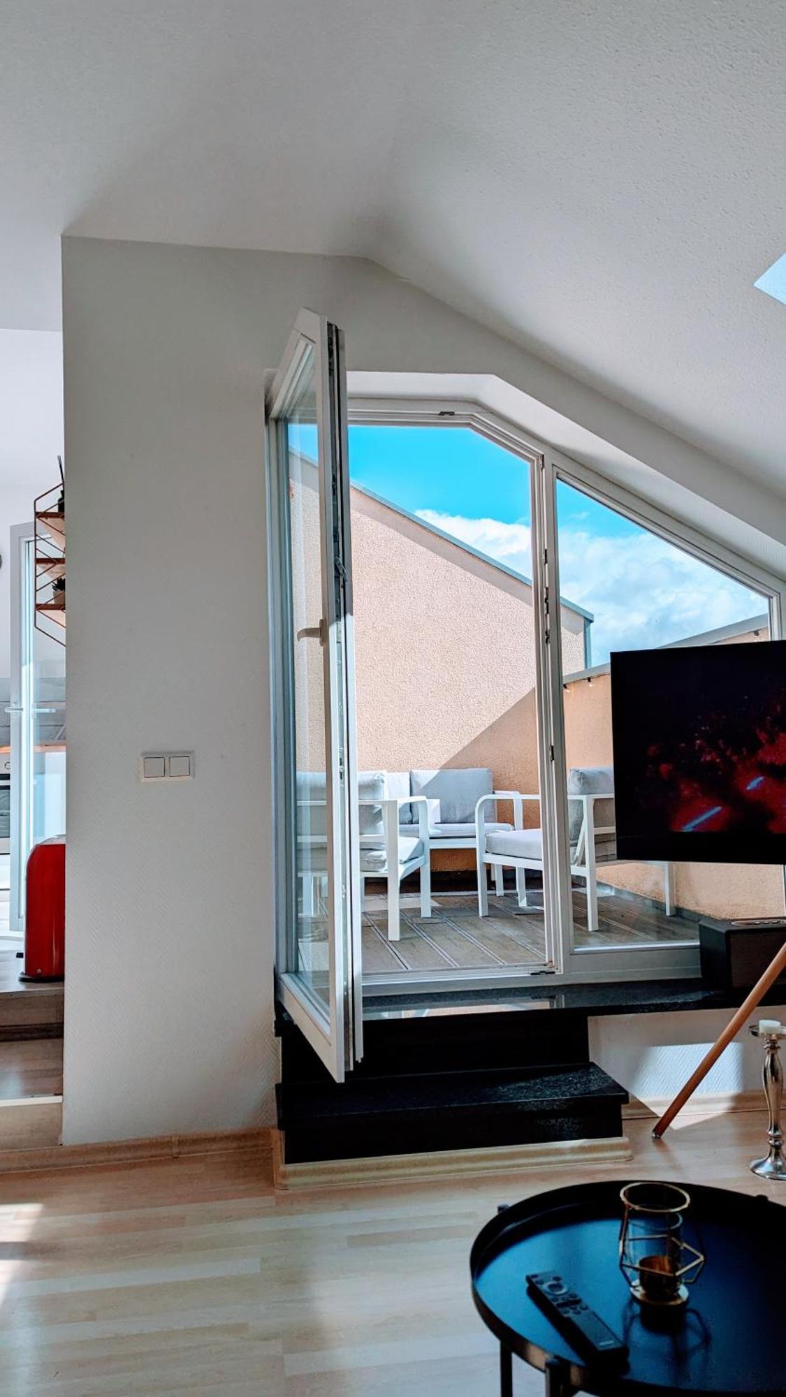 Rooftop Art Apartment, E-Roller,Ausblick,Wlan,Tv Chemnitz Exteriör bild