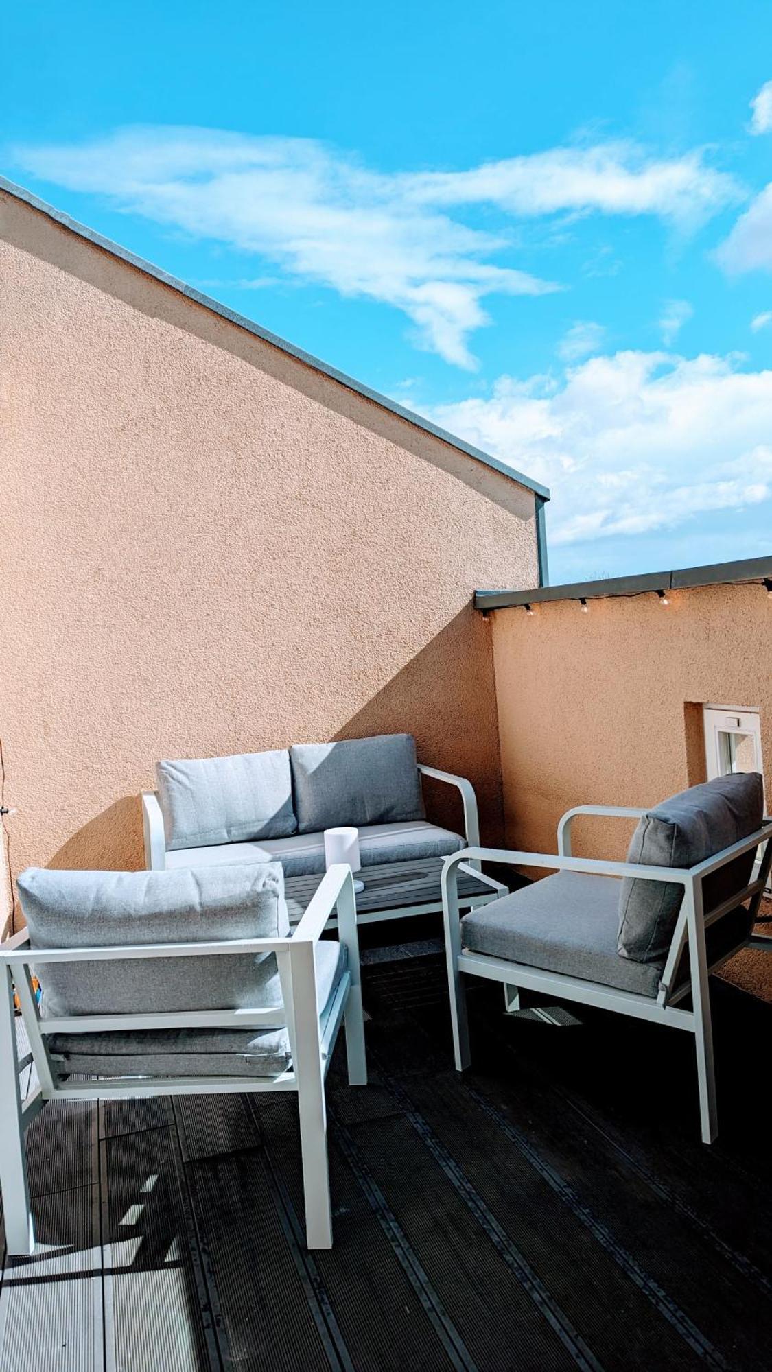 Rooftop Art Apartment, E-Roller,Ausblick,Wlan,Tv Chemnitz Exteriör bild